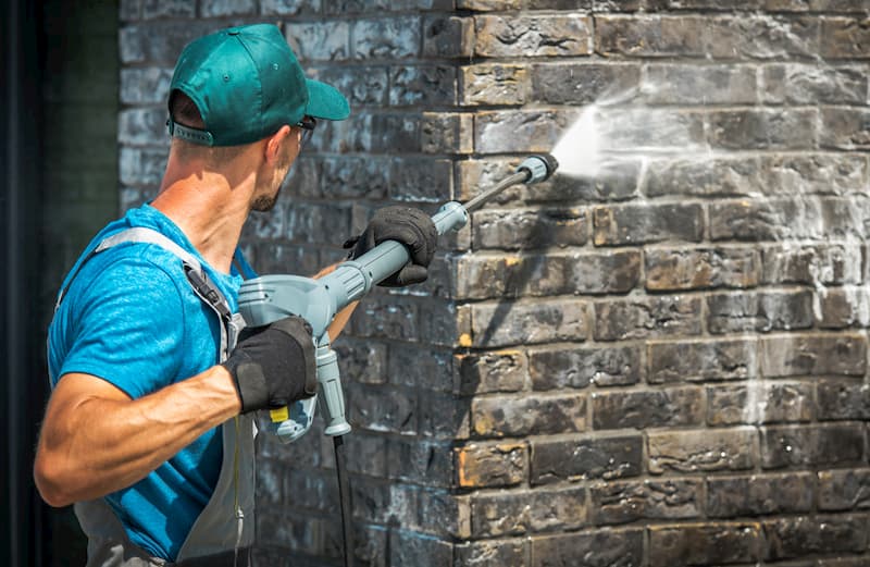 Brick & Stucco Cleaning